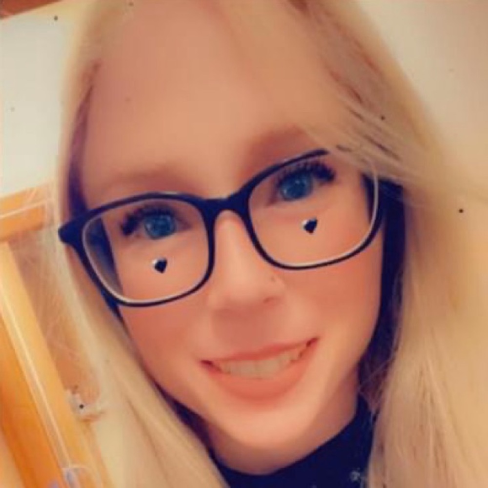 Meet your Posher, Juliana